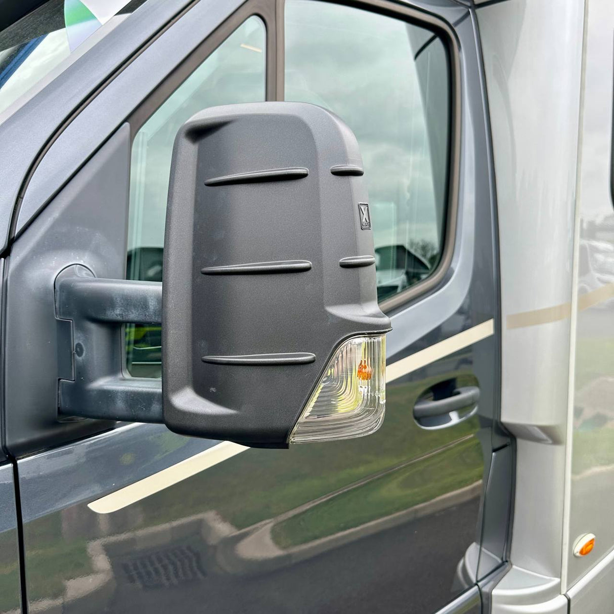 For Mercedes Sprinter 906 Wing Mirror Cap Covers – Durable Hammerite Finish for Enhanced Protection