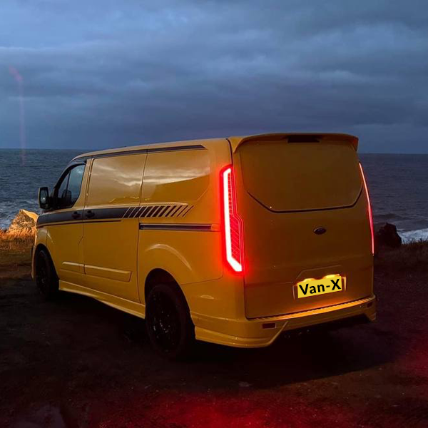 Per i Transit Custom MK1 LED luci posteriori i fanali posteriori – indicatori sequenziali con lenti fumate