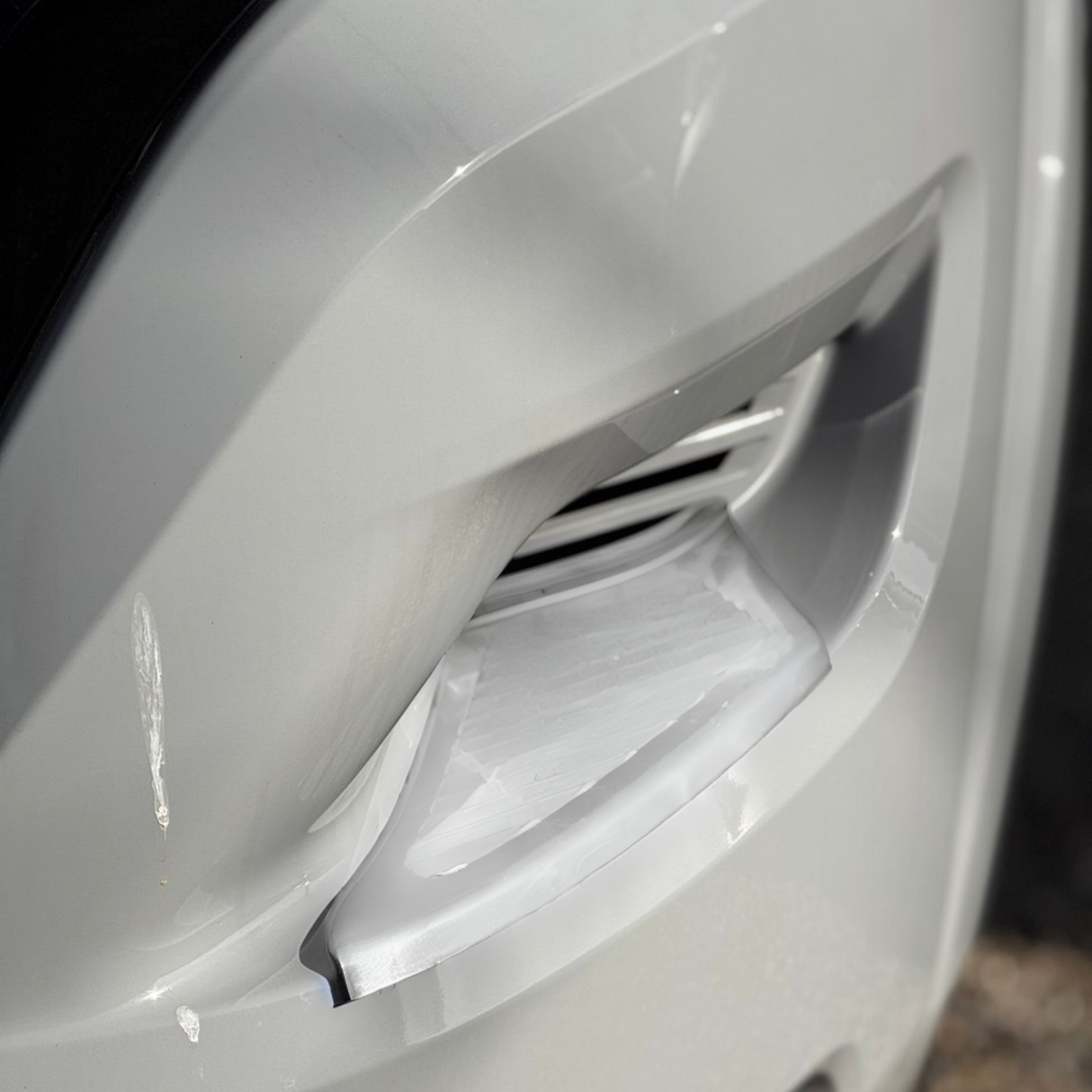 For Citroën Jumper Front Bumper Foot Plate Protectors – White, Set of 2 | Van-X