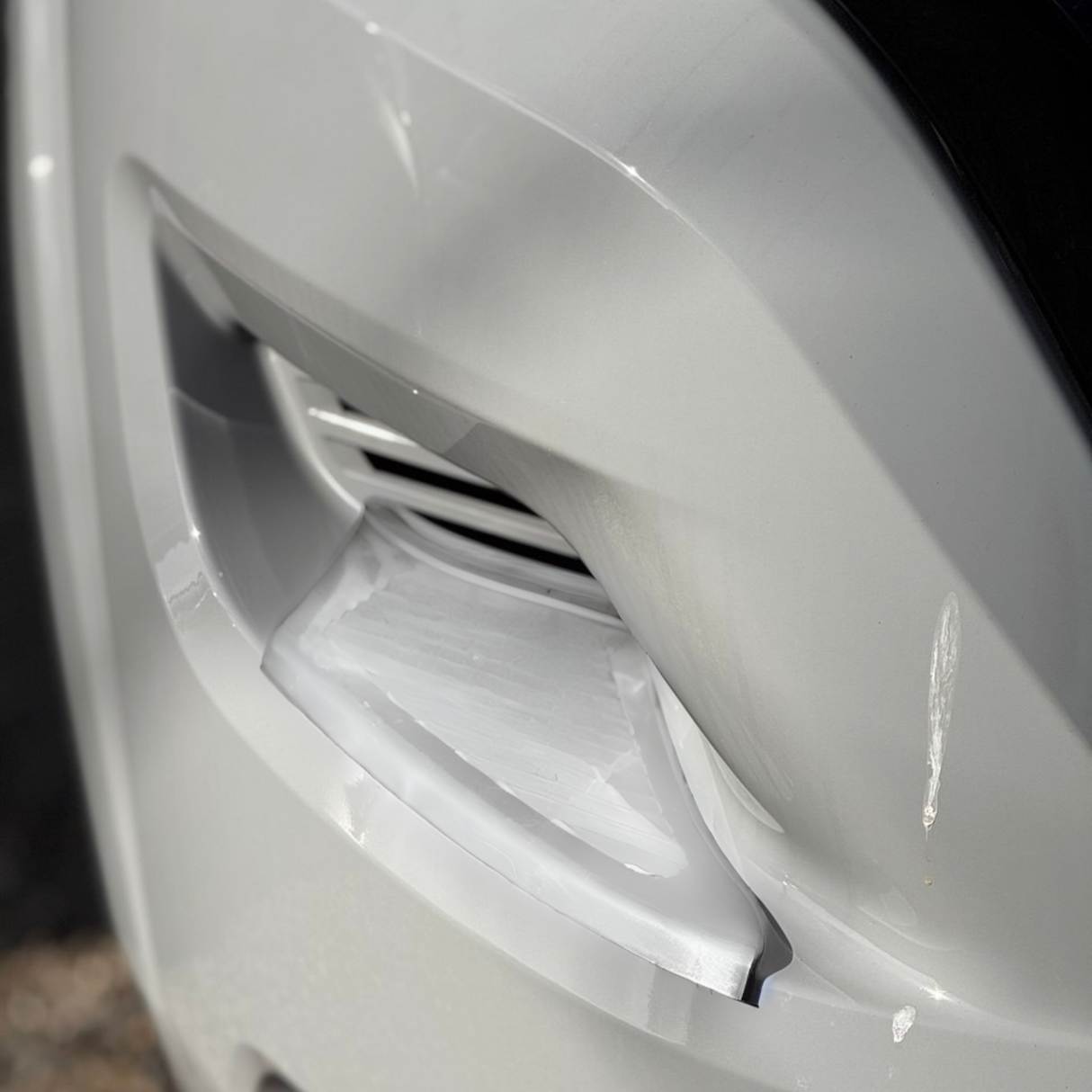 For Citroën Jumper Front Bumper Foot Plate Protectors – White, Set of 2 | Van-X