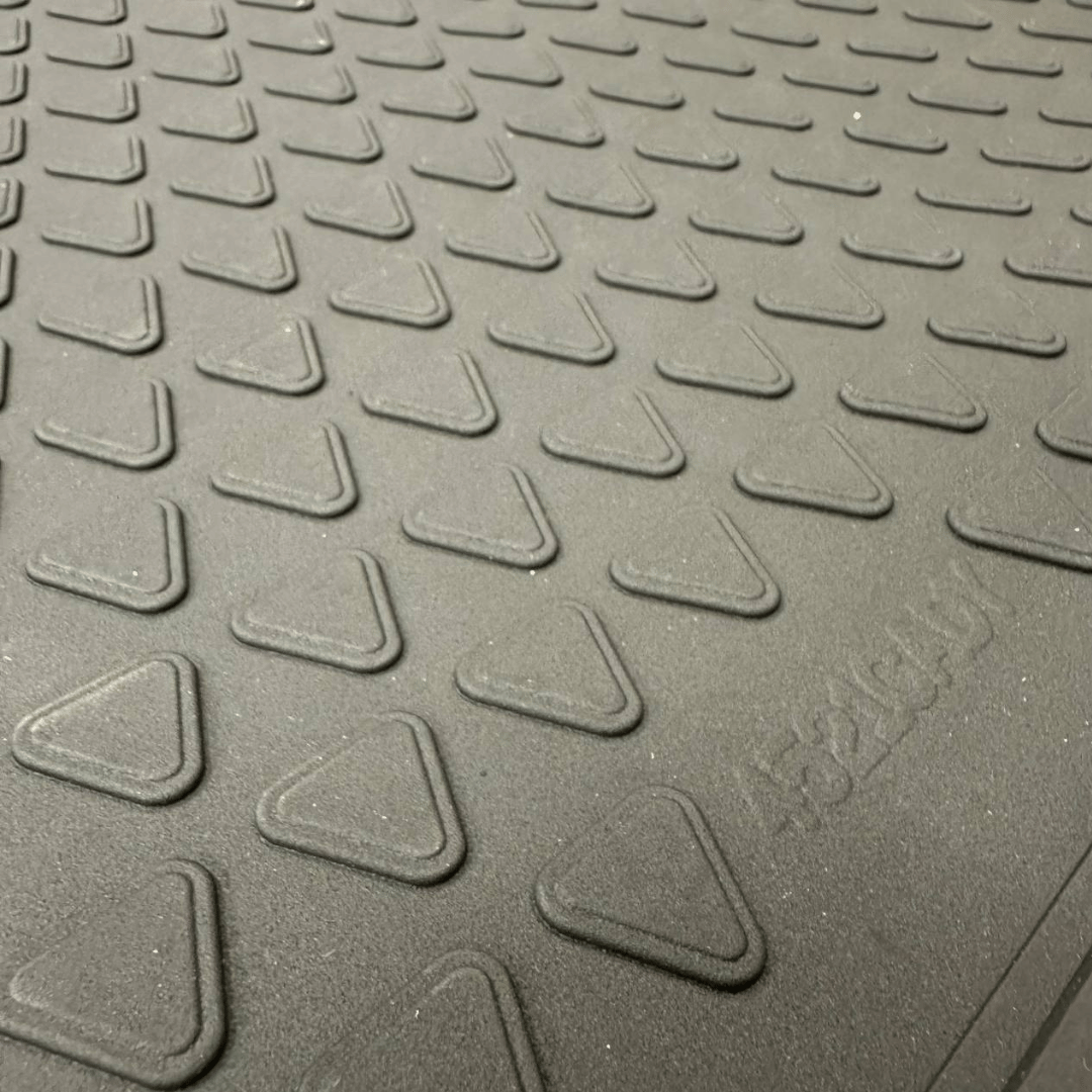 Tappetini in gomma 3D con bordo alto per VW Caddy 2021+ – Protezione interna resistente Van-X