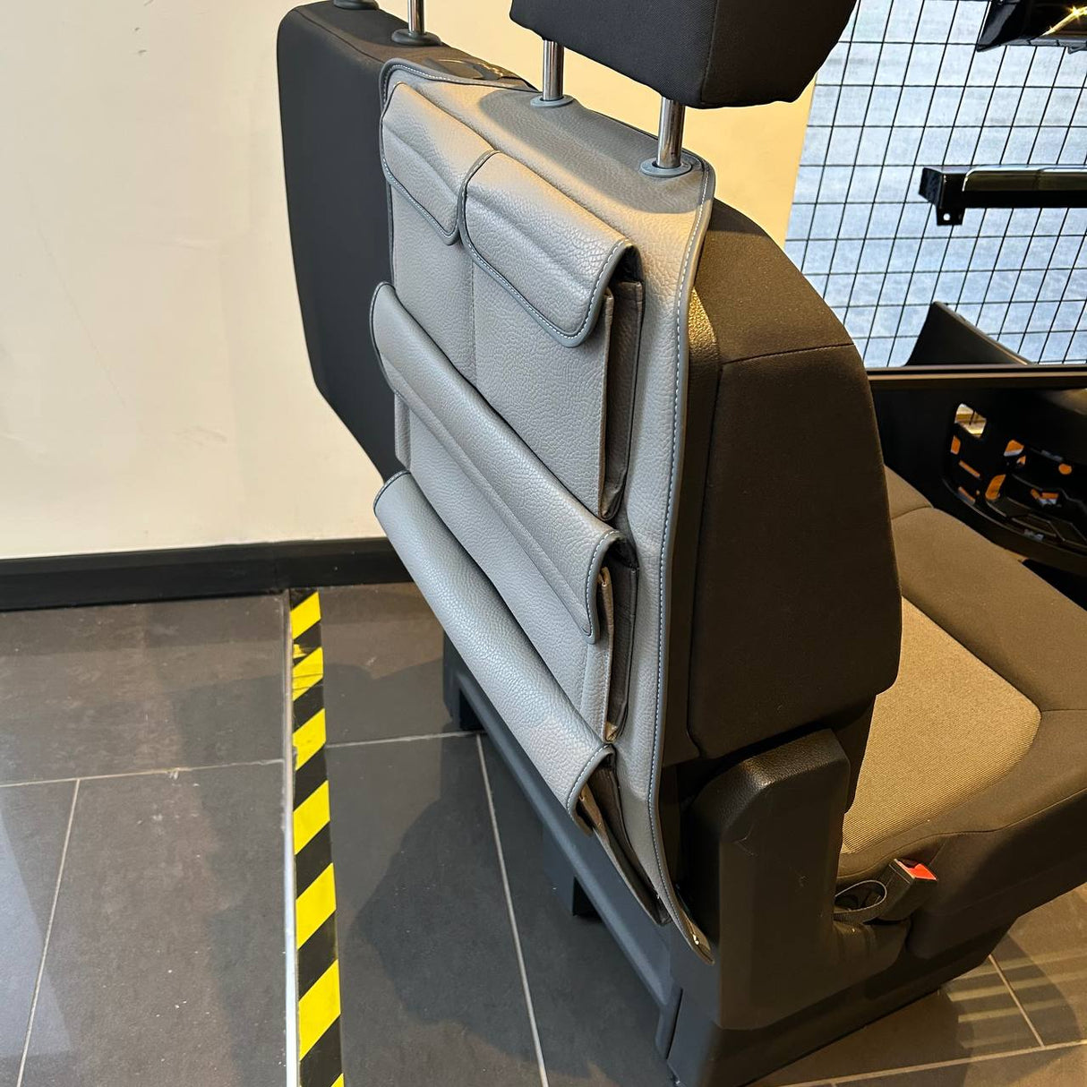 Per il nuovo VW Crafter Organizer Schienale Sedile Passeggero Doppio Destro | Tasca portaoggetti in ecopelle grigio scuro – Van-X