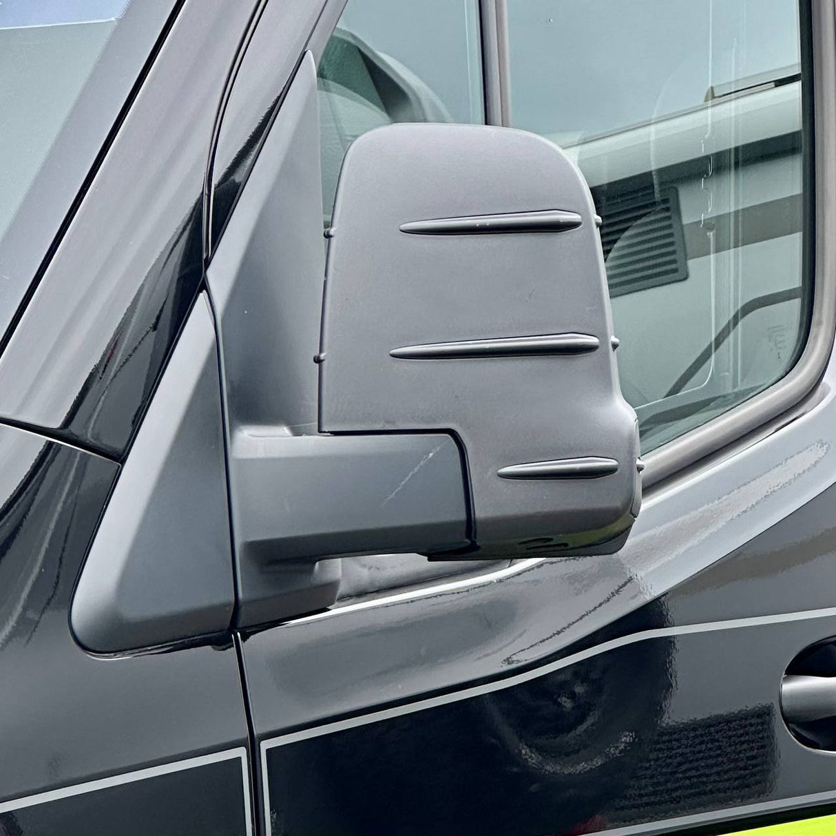 For Mercedes Sprinter 907 Wing Mirror Cap Covers Without Indicator – Gloss Black (Set of 2) – Replacement Mirror Covers for Sprinter Vans