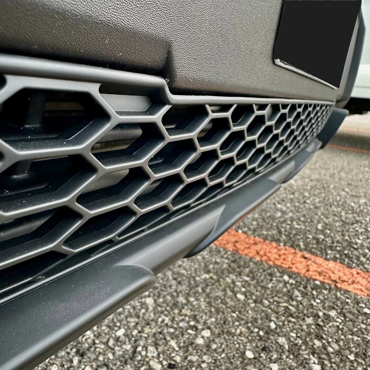 For Opel Movano Lower Bumper Honeycomb Grille - Matte Black