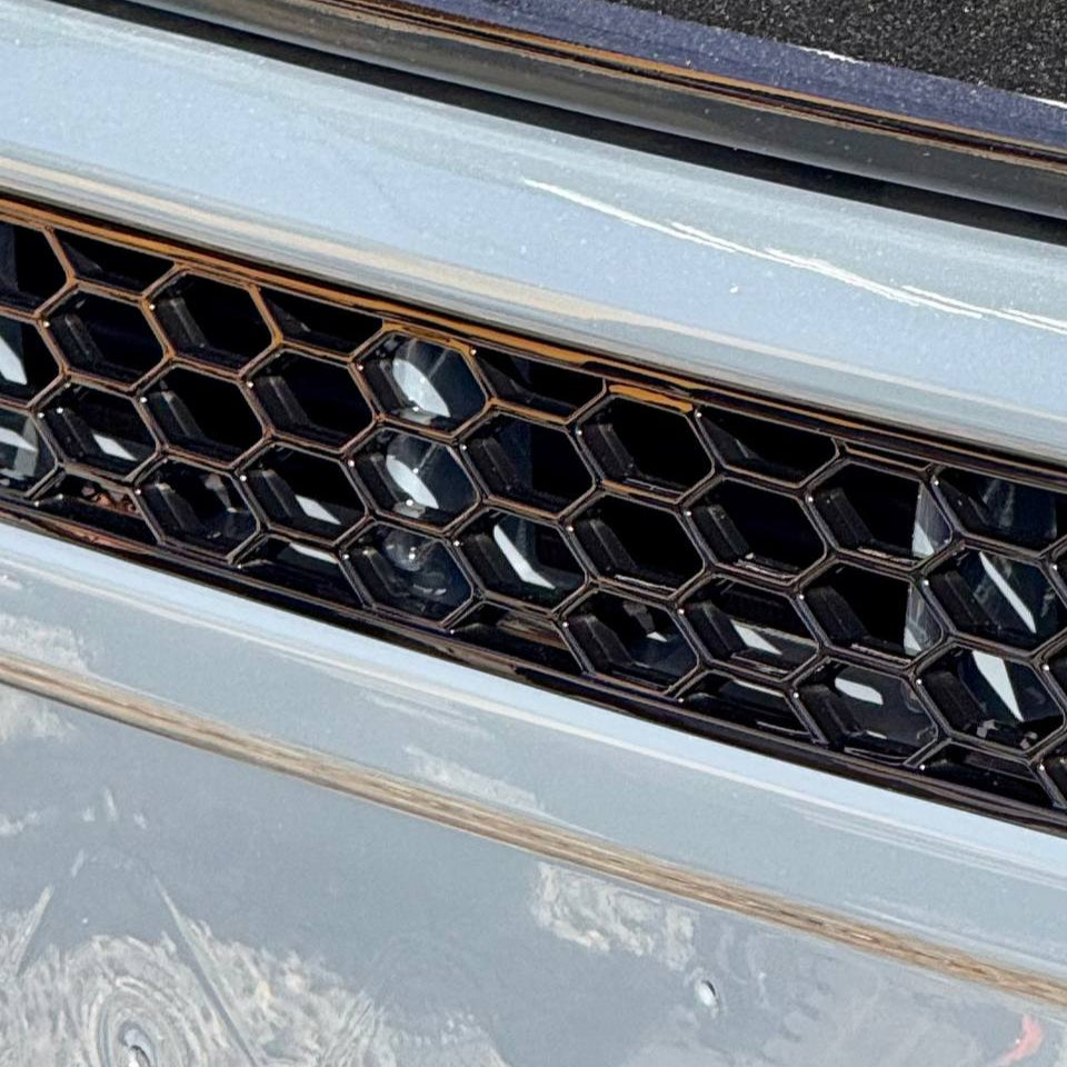 Paraurti Vauxhall Movano Honeycomb senza sensori di parcheggio - Nero lucido