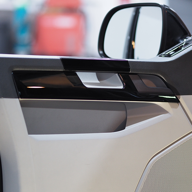 VW Transporter T6 Molduras Inferiores do Painel de Instrumentos Comfort Dash, Pintadas em Preto Brilhante e Prontas para Instalar (Conjunto de 6 Peças)