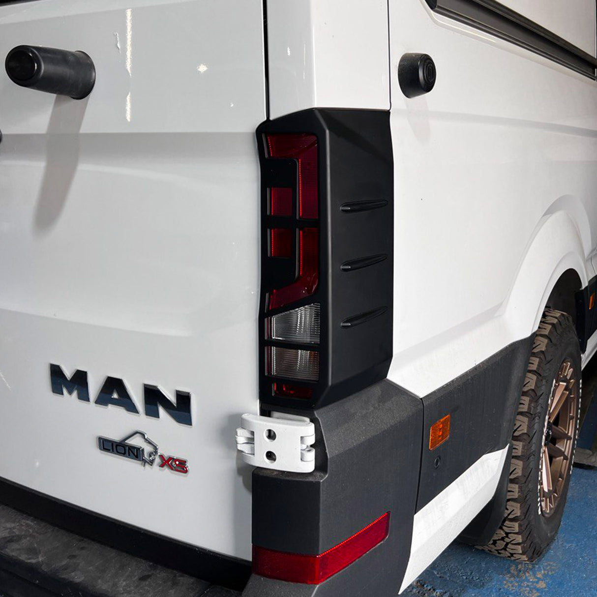 For MAN TGE Rear Light Guards - Matte Black Protection (2018+)