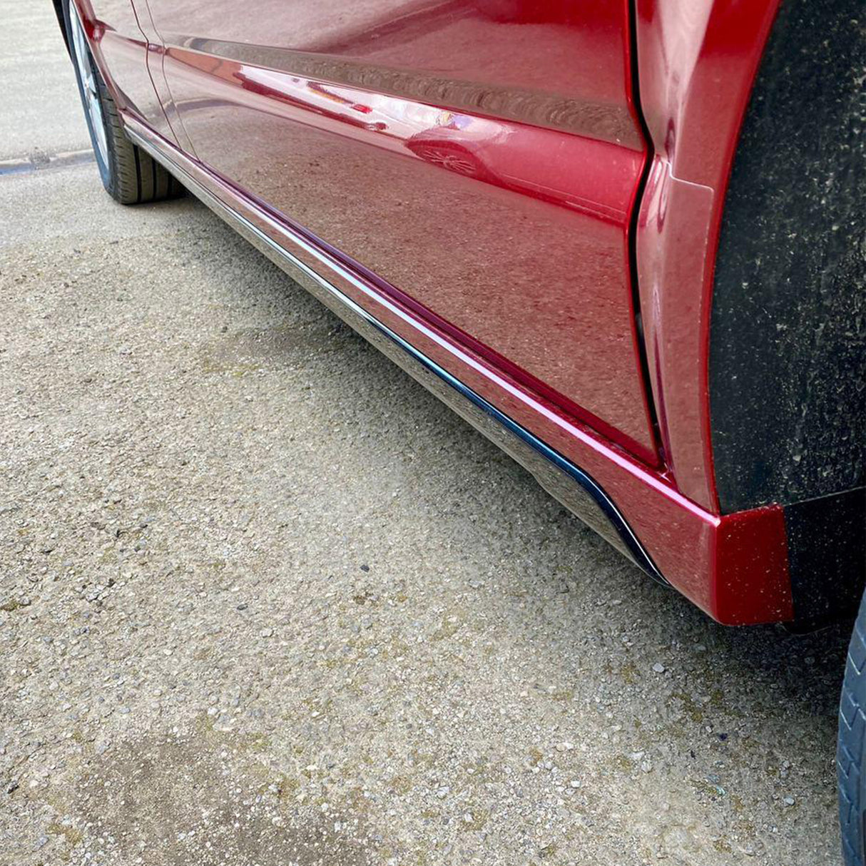For VW T6.1 Transporter SWB ABS Side Skirts Painted In Deep Black