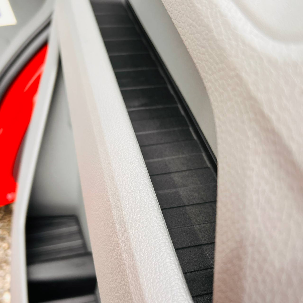 For VW Crafter New Shape Rubber Door Liner Pocket Inserts Black