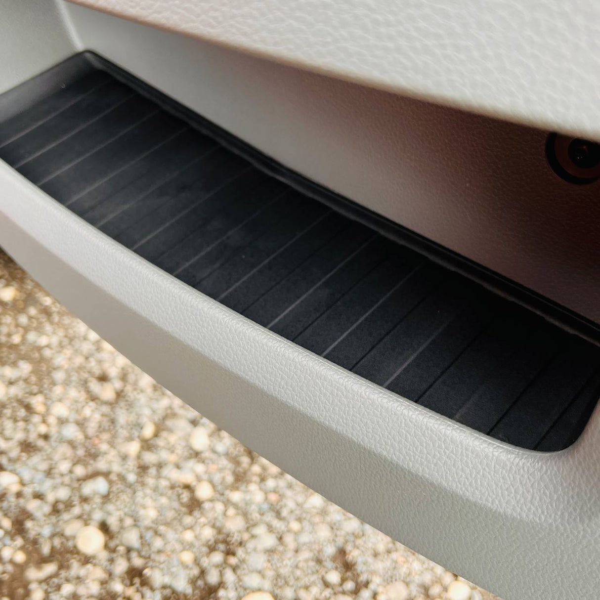 For VW Crafter New Shape Rubber Door Liner Pocket Inserts Black