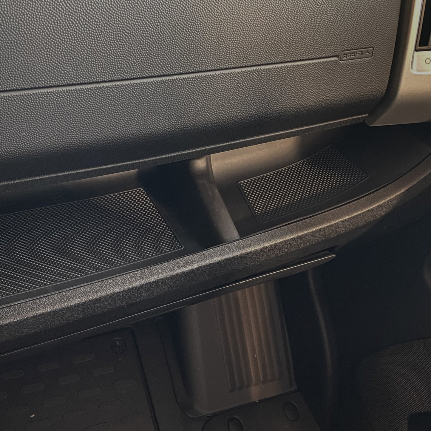 Citroen Relay Lower Dashboard Rubber Inserts/Mats Black LHD