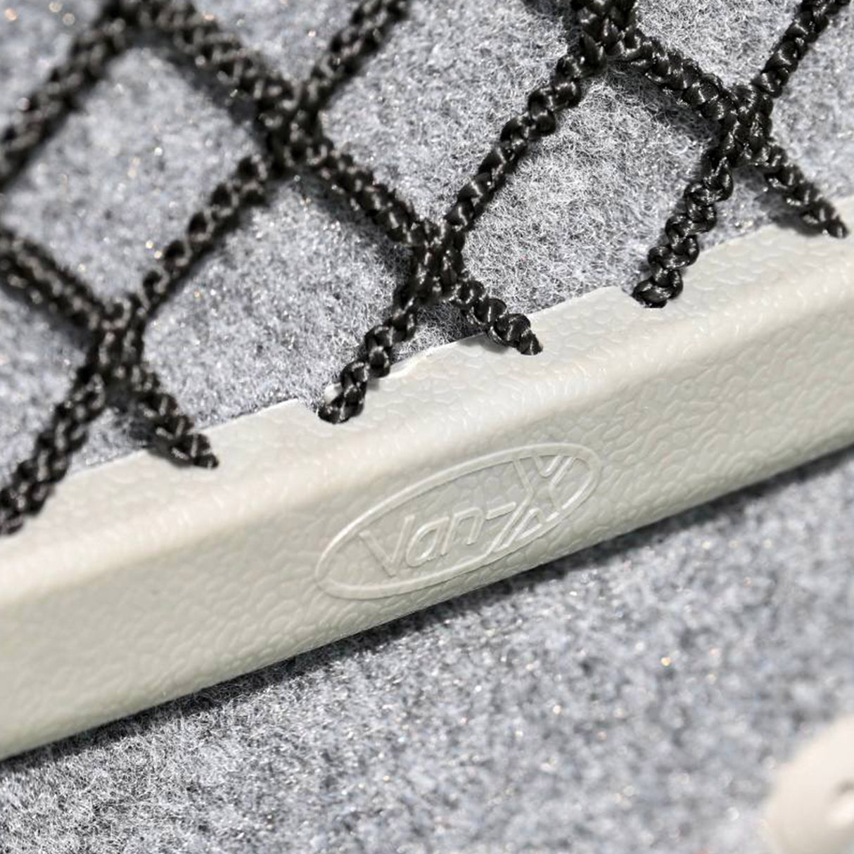 For VW T5 / T5.1 Small Storage Net for Campervan Conversion – Interior Organizer Accessory