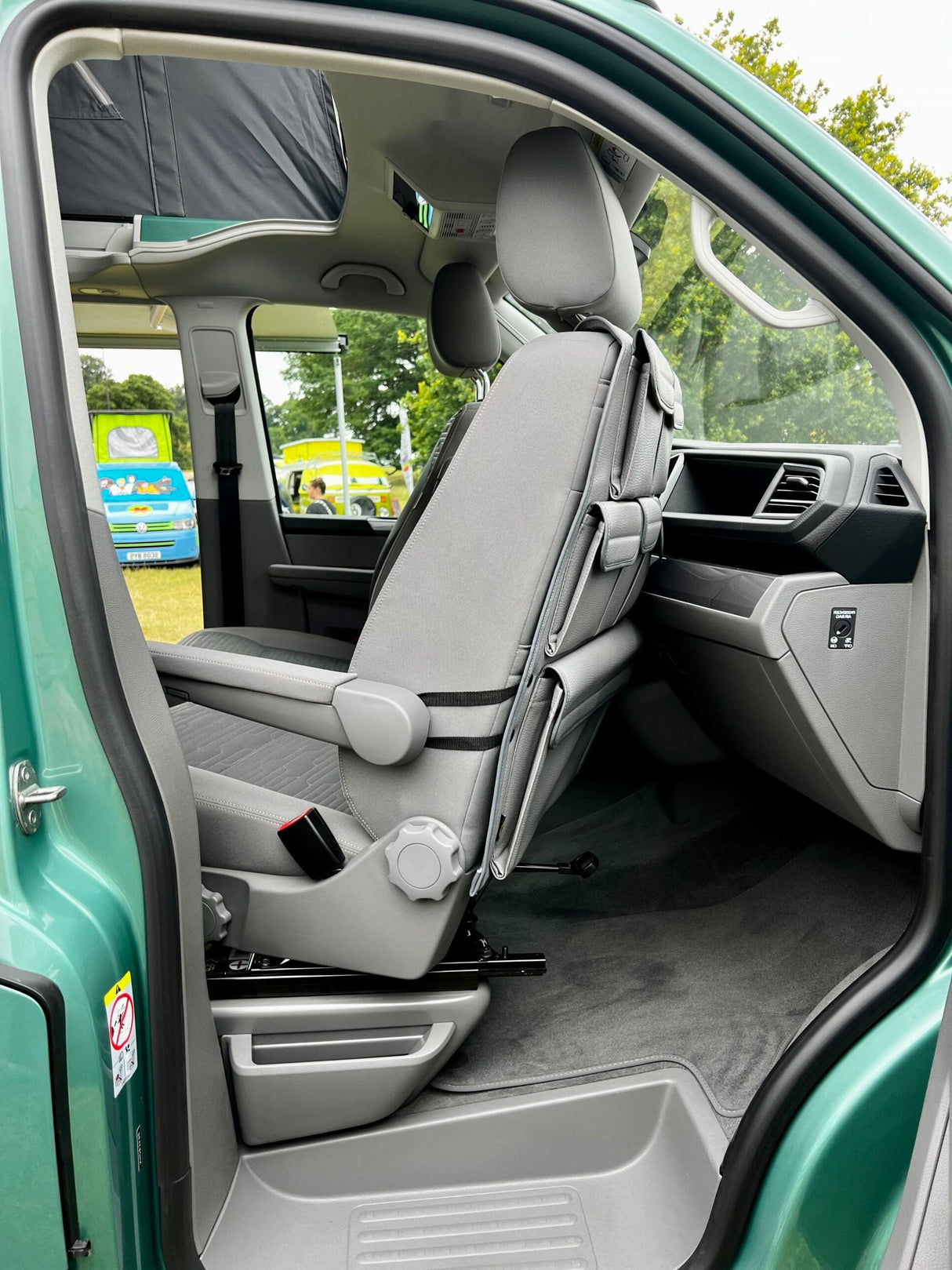 For VW California Ocean, Coast & Beach Campervan Single/Captains Seat Leatherette Back Seat Organiser Storage Solution