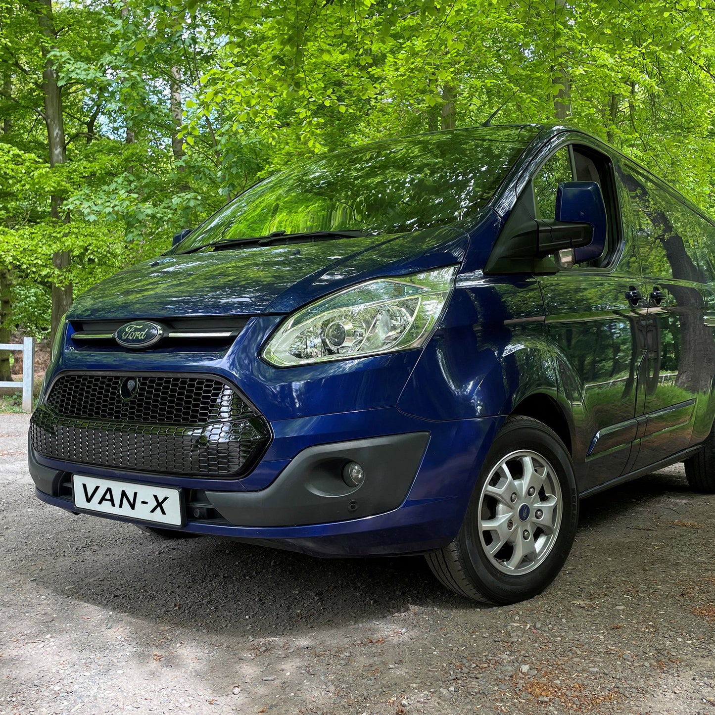 For Ford Transit Custom Front Grille Honeycomb Modified 2012 - 2018 MK1 Gloss Black Painted and Ready to Fit