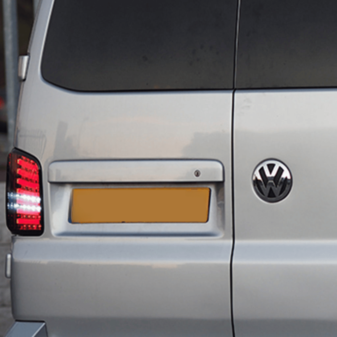 VW T5, T5.1, Barn Door Rear Number Plate Unit – Reflex Silver