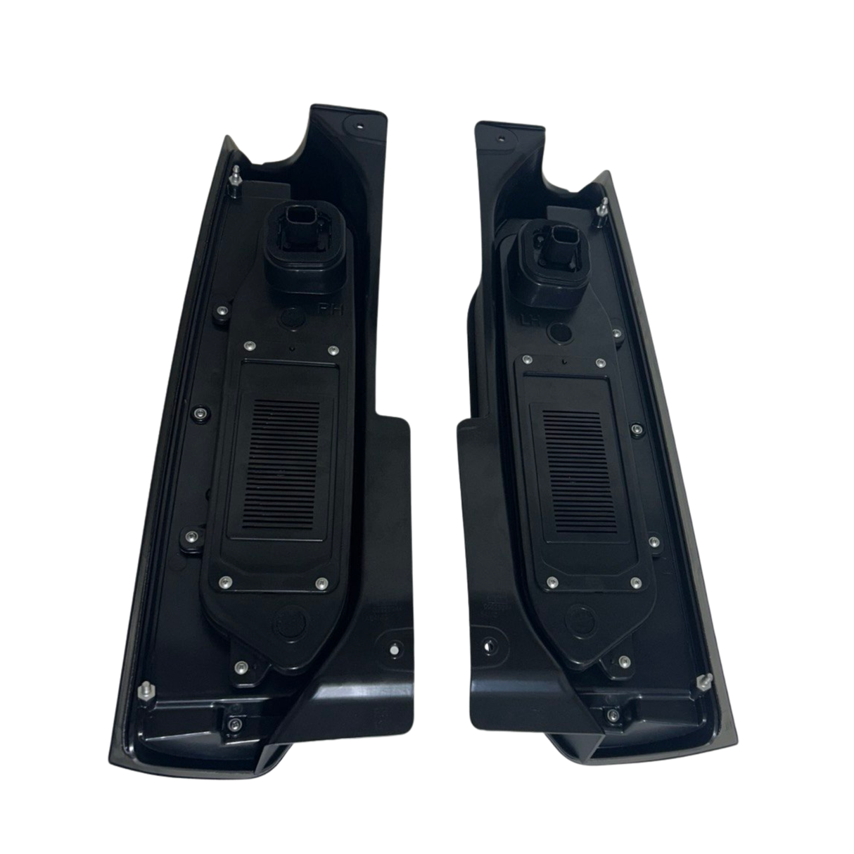 Pour les nouveaux Feux arrière à LED complets Van-X 2024–2026 – Mise à niveau des lentilles fumées