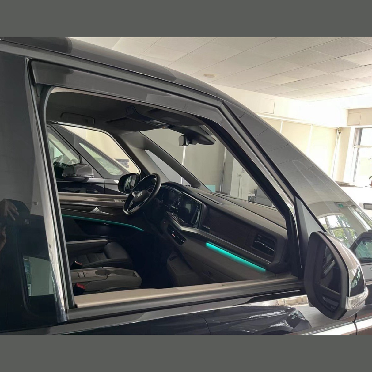 Para los deflectores de viento tintados en canal de la VW T7 Transporter Multivan Caravelle – Van-X