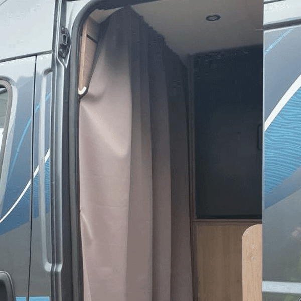 Nieuw voor Fiat Ducato Ram ProMaster Camper, Campervan, Maxi-Cab Scheidingsgordijn Premium met Rail