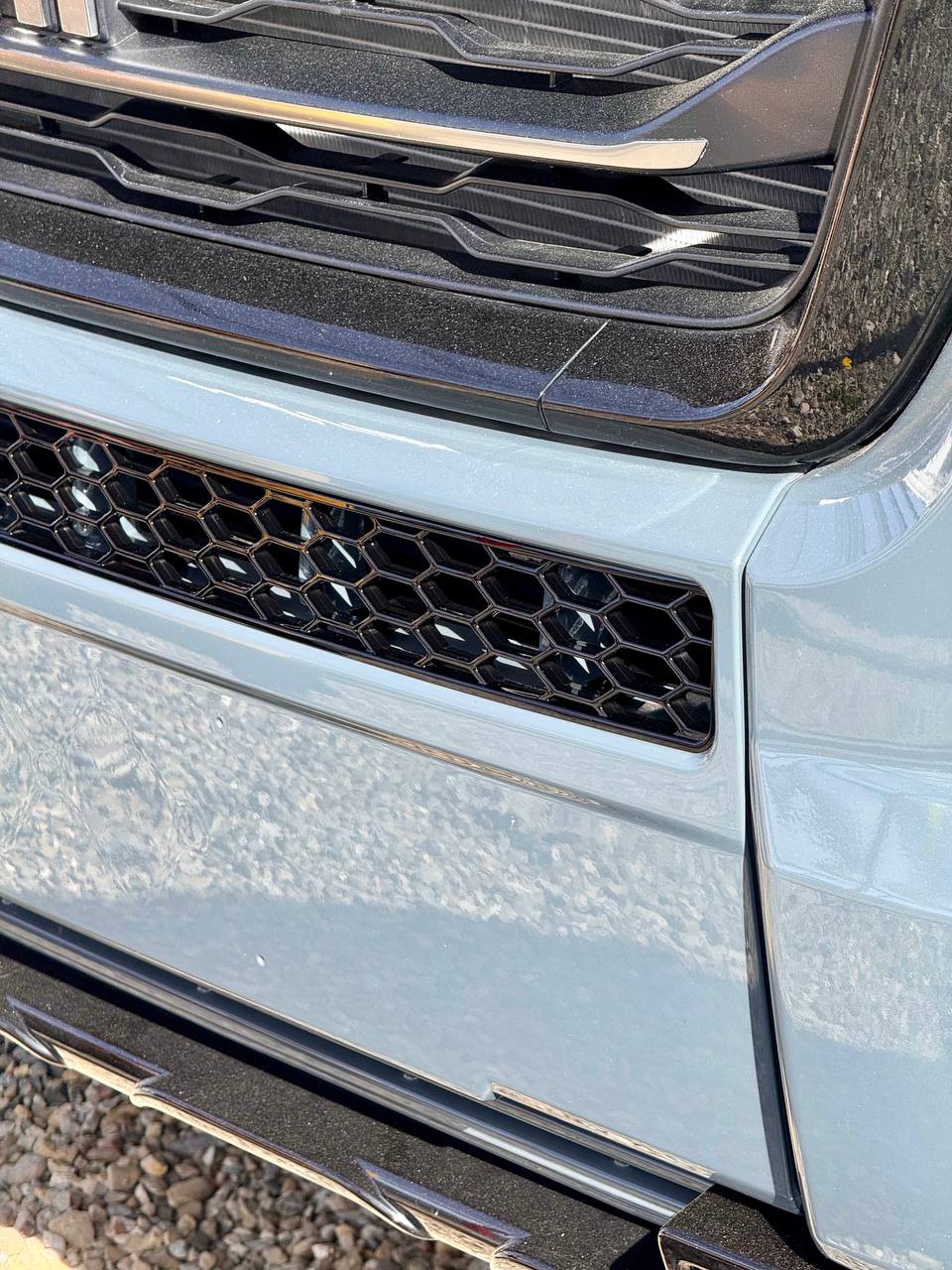 Pare-chocs de Peugeot Boxer en nid d'abeille sans capteurs de stationnement - Noir brillant