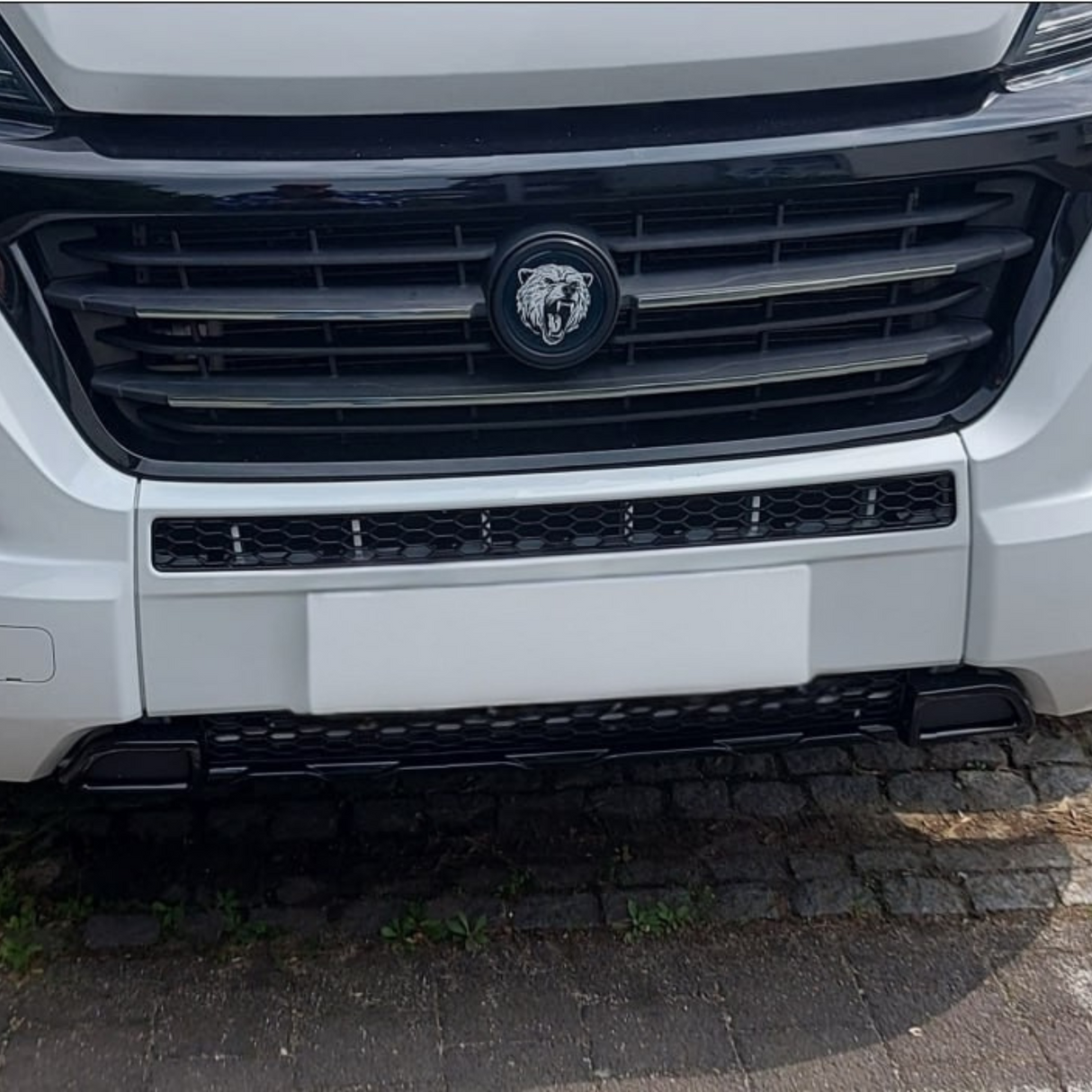 For Fiat Ducato Lower Bumper Honeycomb Grille - Gloss Black