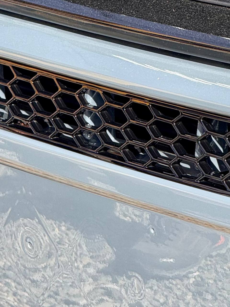 Pare-chocs de Peugeot Boxer en nid d'abeille sans capteurs de stationnement - Noir brillant