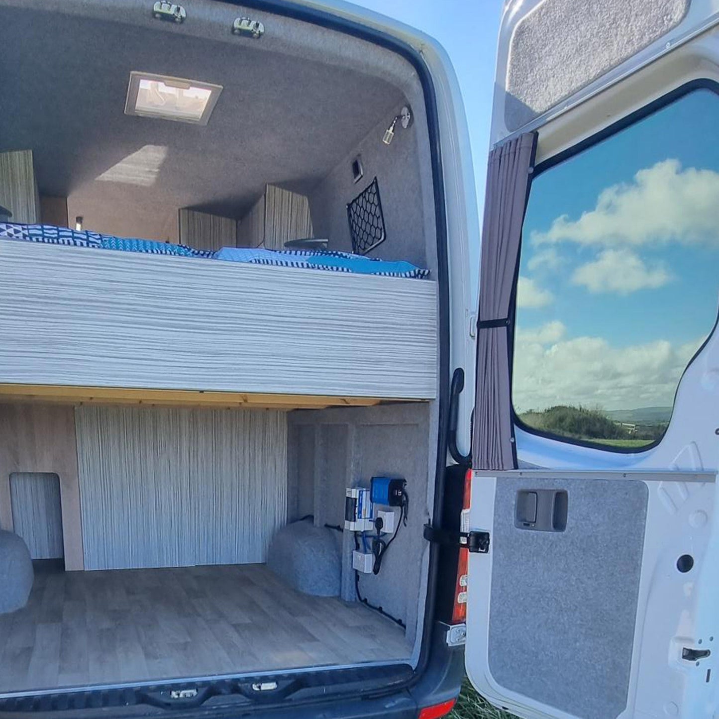 VW Crafter Cortinas de Janela Premium Van-X - Preto/Cinza