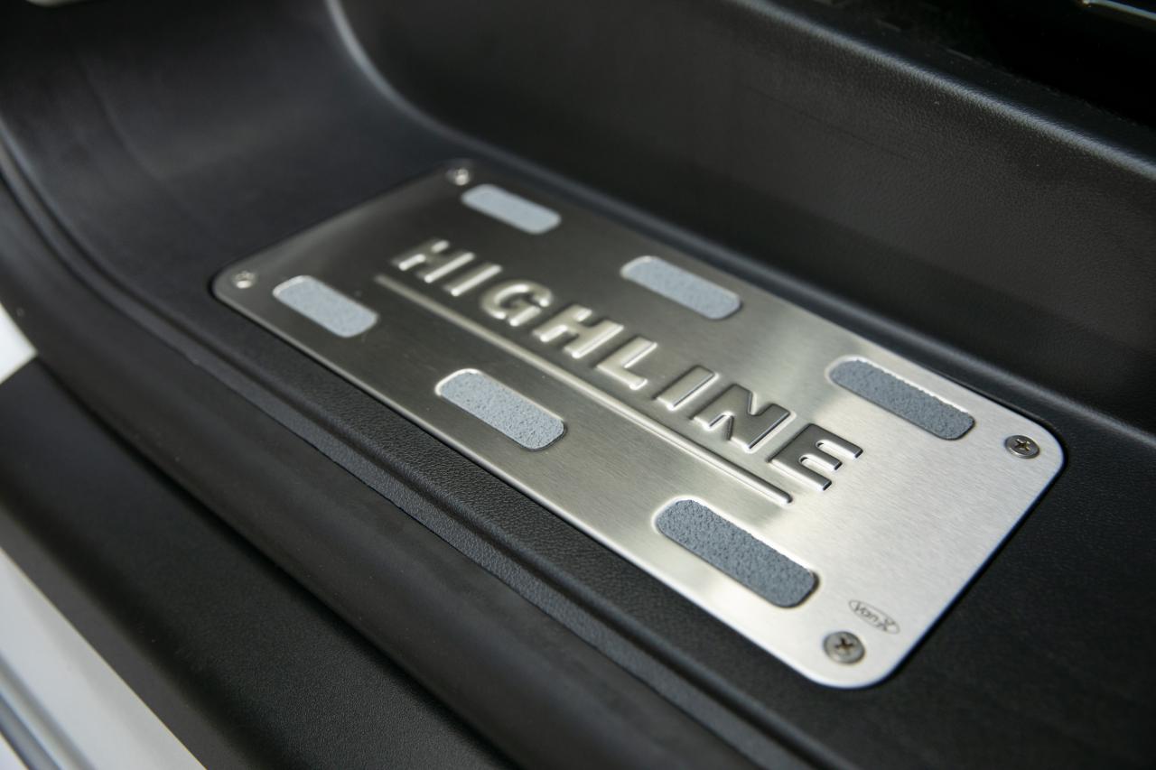 3-teiliges Premium-Plus Trittschalen / Einstiege Set„HIGHLINE“ für VW T6, Van-X