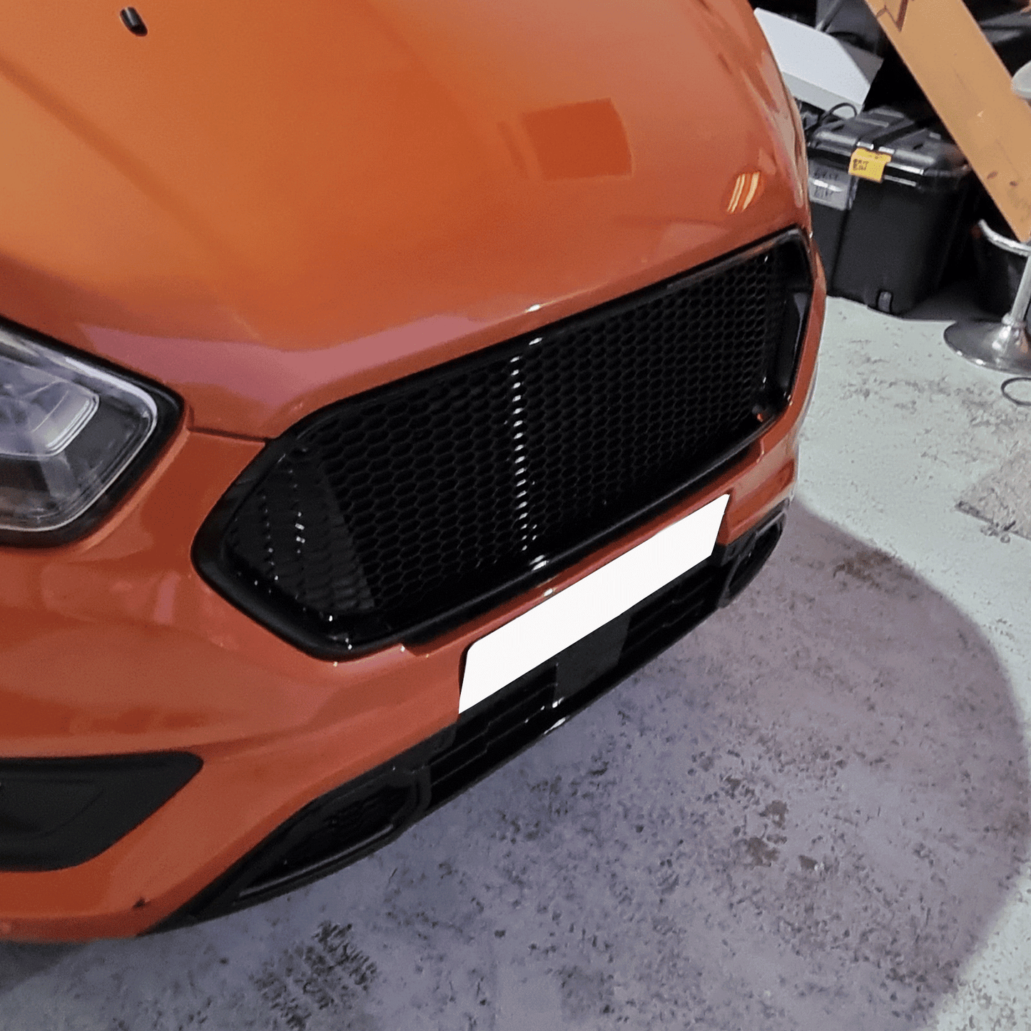 For Ford Transit Custom Complete Front Grille Set New Shape Gloss Black Top Grille, Matte Black Lower Grille Bundle ONLY Painted and Ready to Fit