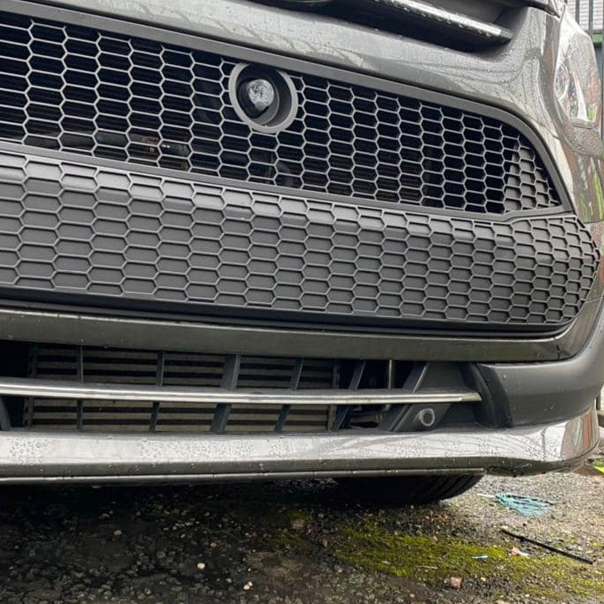 For Ford Transit Custom Honeycomb Front Grille – Matte Black Upgrade for MK1 (2012-2018)