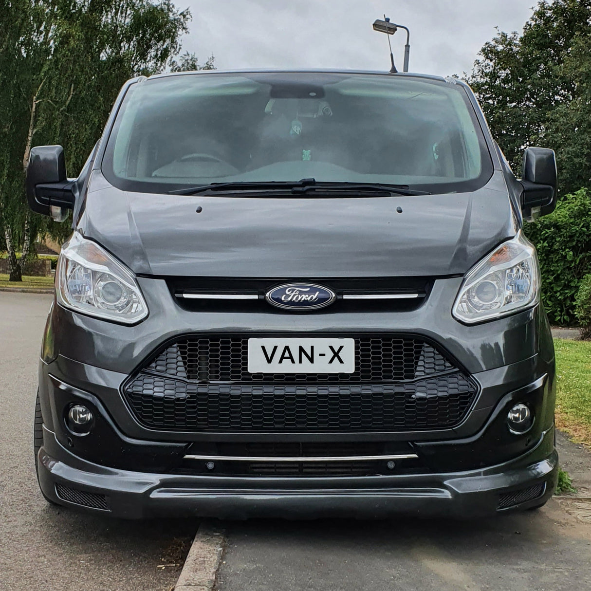 For Ford Transit Custom Honeycomb Front Grille – Gloss Black Upgrade for MK1 (2012-2018)