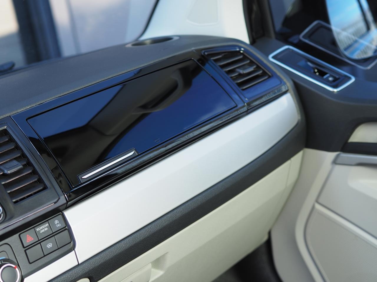 VW T6 Transporter Glove Box Comfort Dash Conversion Piano Black